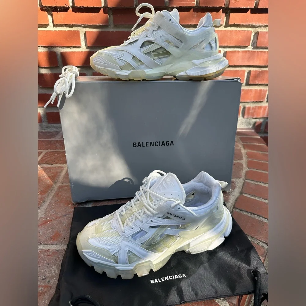 Balenciaga Cream and White Chunky Sneakers - Picture 2 of 6